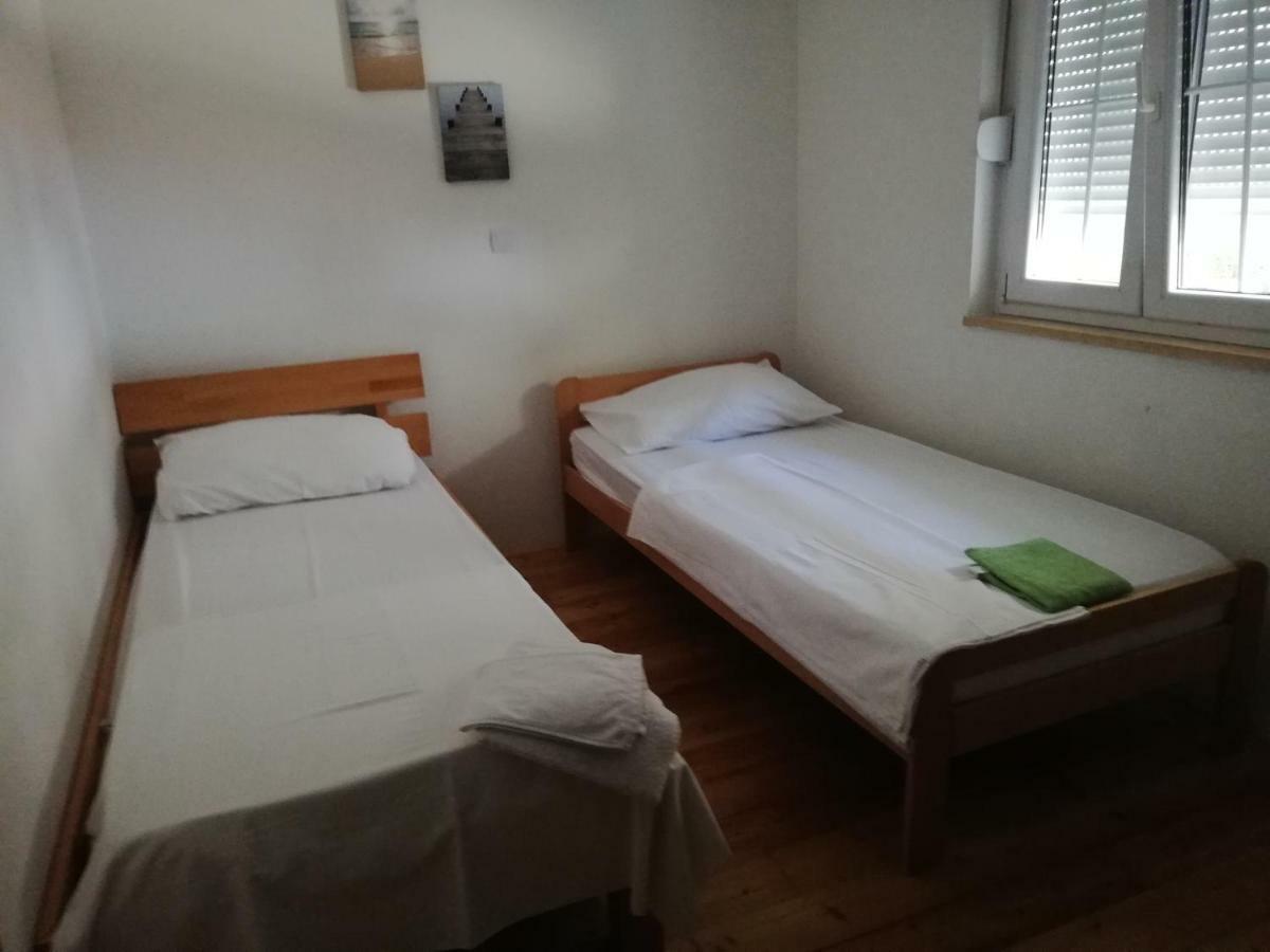 Apartman Marina Крвавица Экстерьер фото